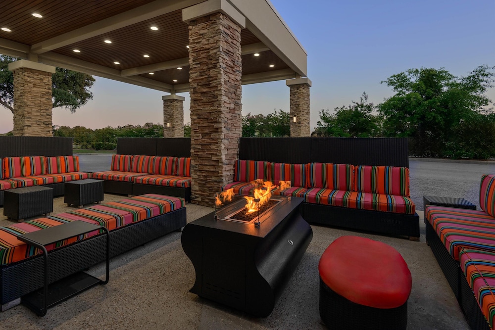 Home2 Suites by Hilton Gulf Breeze Pensacola Area - photo 54