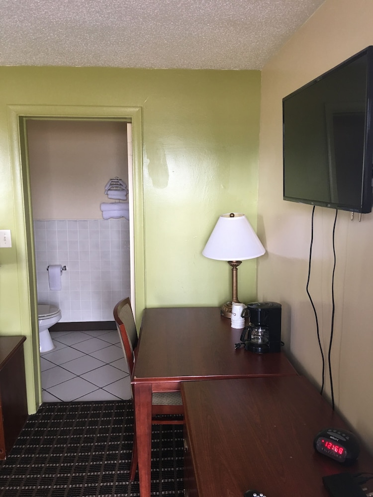 Kentland Motel - featured photo