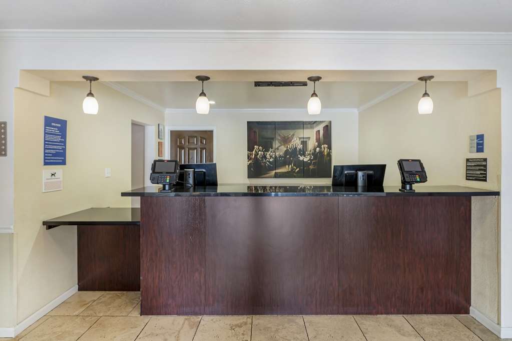 Best Western Salinas Monterey Hotel - photo 5