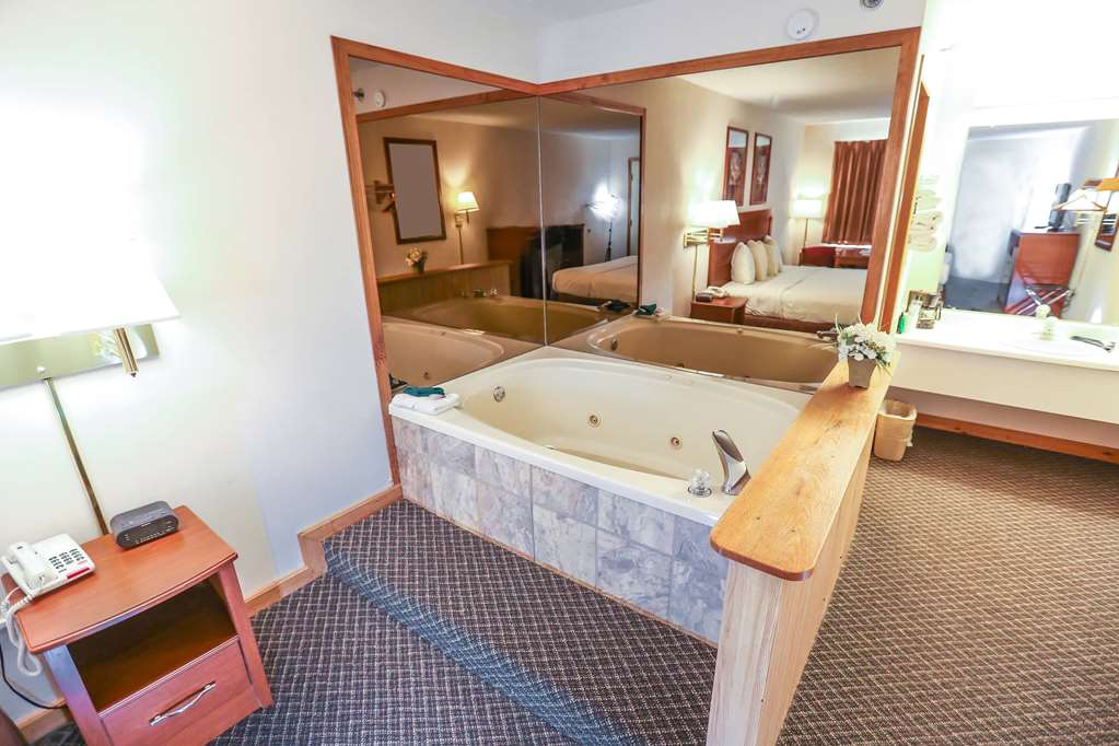 Super 8 by Wyndham Branson Shepherd of the Hills Exwy - photo 8