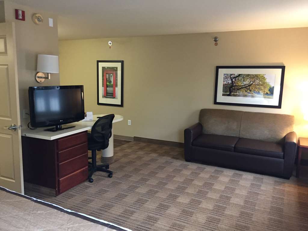 Extended Stay America Austin Arboretum North - photo 33