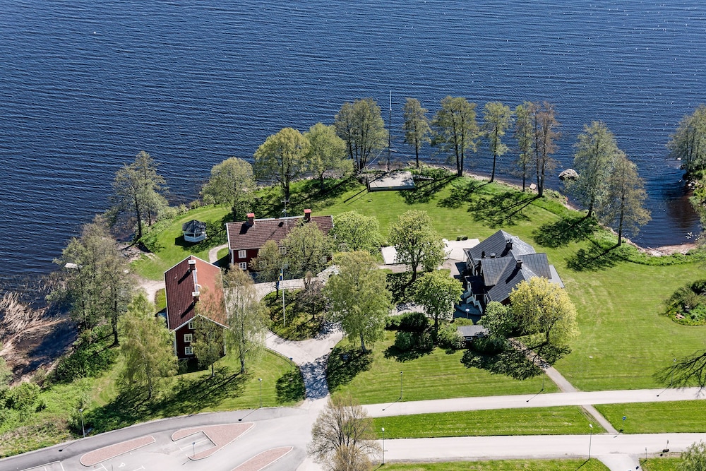 Hotell Grönfeltsgården — hotel in Karlskoga