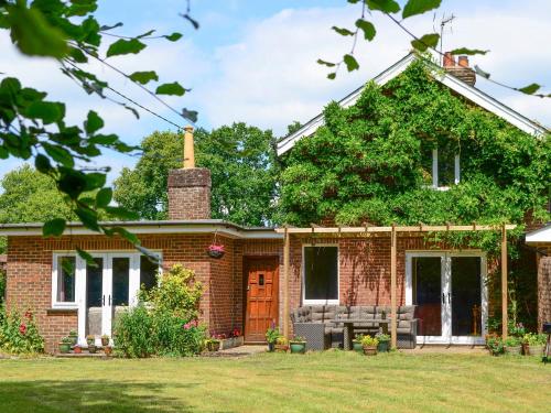 Oakdene Lodge — 4-Star Luxury Hotel in Saint Leonards-On-Sea, United Kingdom