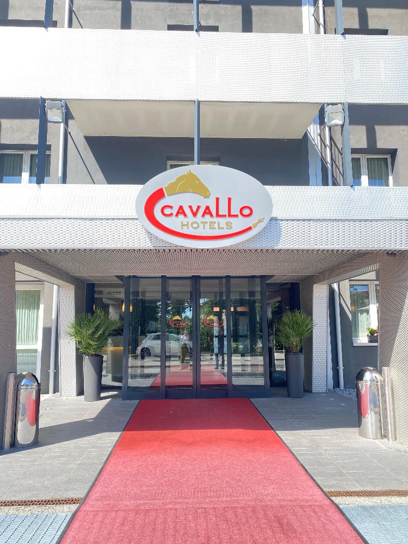 Cavallo Hotel Noventa — hotel in Noventa Di Piave