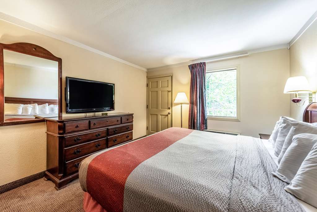 Motel 6 Gatlinburg TN Smoky Mountains - photo 13