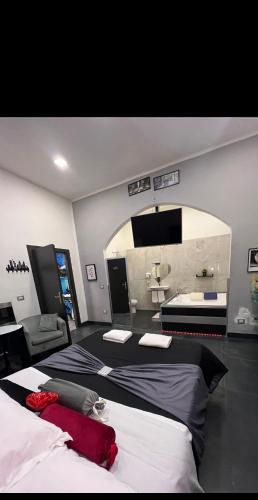 Numero 15 — 4-Star Luxury Hotel in Naples, Italy