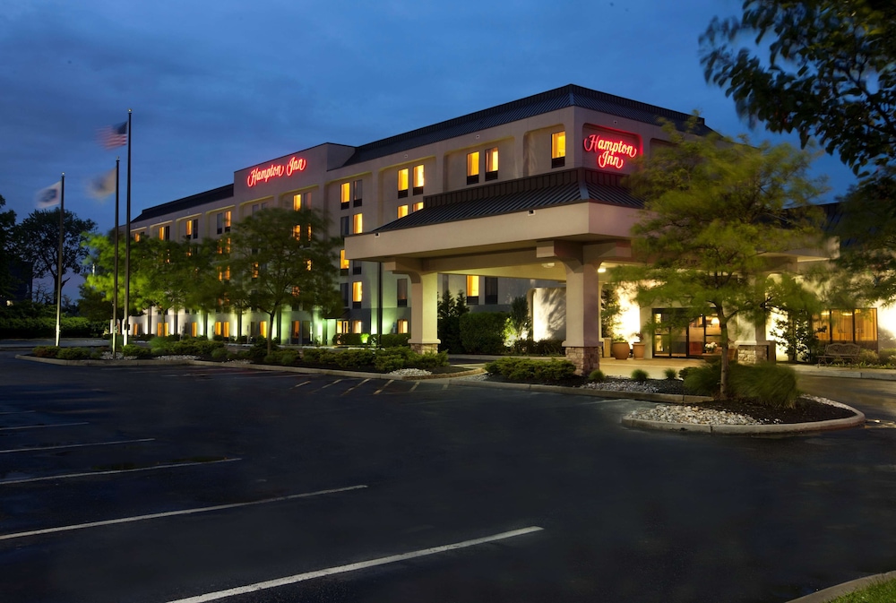 Hampton Inn Woodbridge - photo 46