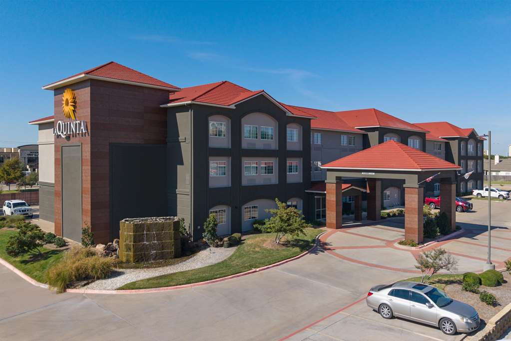 La Quinta Inn Suites By Wyndham Woodway Waco South — Waco