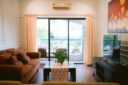 Petronella English Apartment Marina court — 4-Star Luxury Hotel in Kota Kinabalu, Malaysia