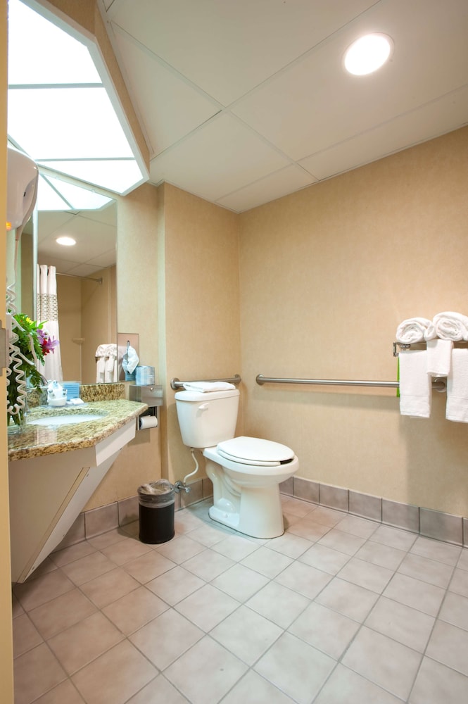 Hampton Inn Downingtown Exton - photo 37