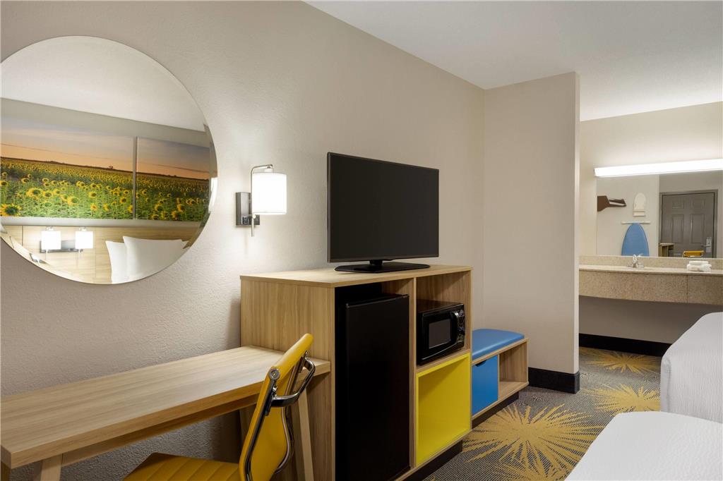 Days Inn by Wyndham Cartersville - photo 16