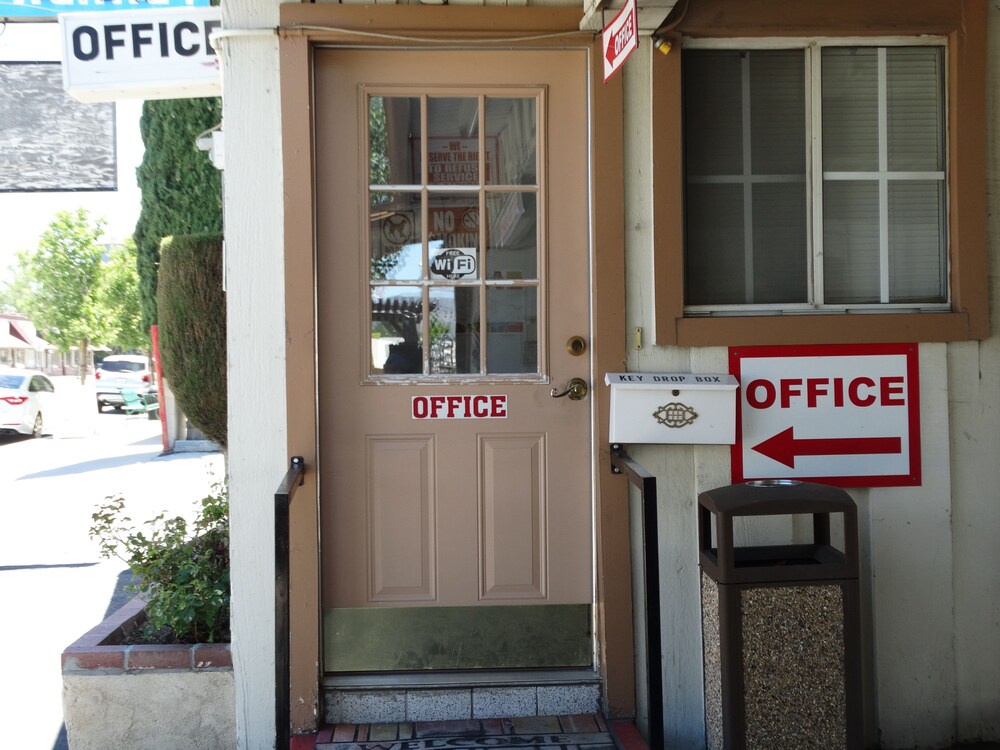 Santa Fe Motel - photo 24