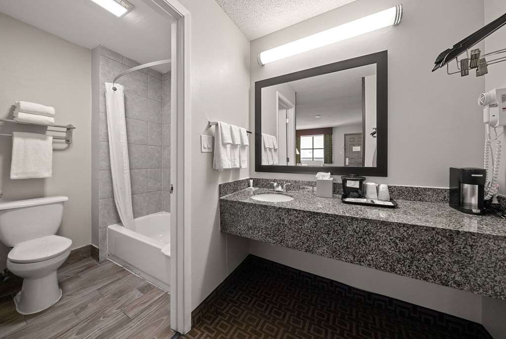 Days Inn by Wyndham Round Rock - photo 22