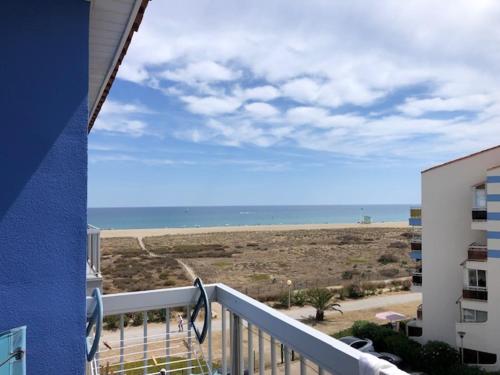 Belle Vue Sur la Mer Et Les Pyrenees in Le Barcares, France