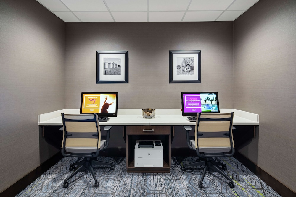 Hampton Inn Sikeston - photo 26