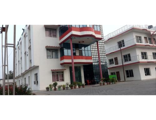 Hotel Sangam Varanasi — Varanasi