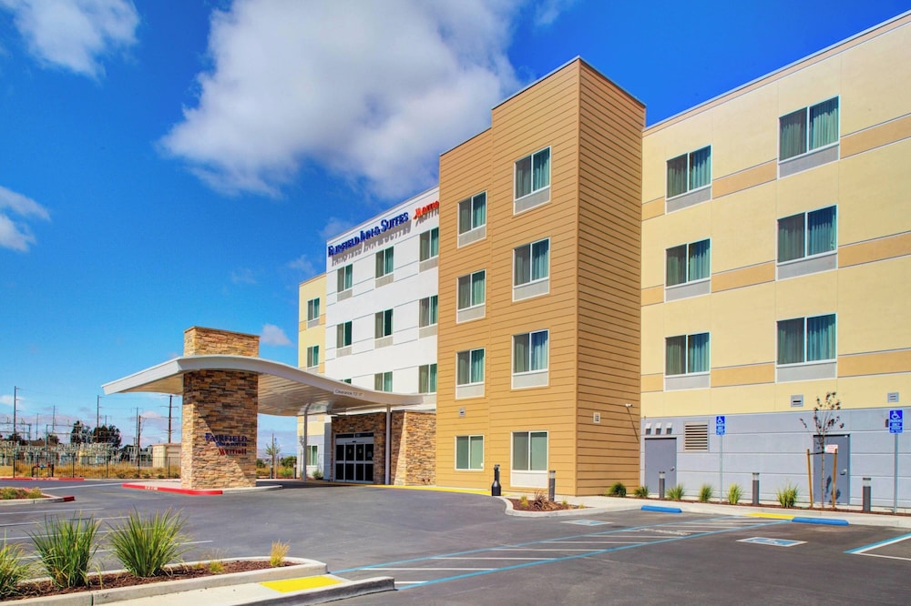 Fairfield Inn & Suites by Marriott Hollister - photo 36
