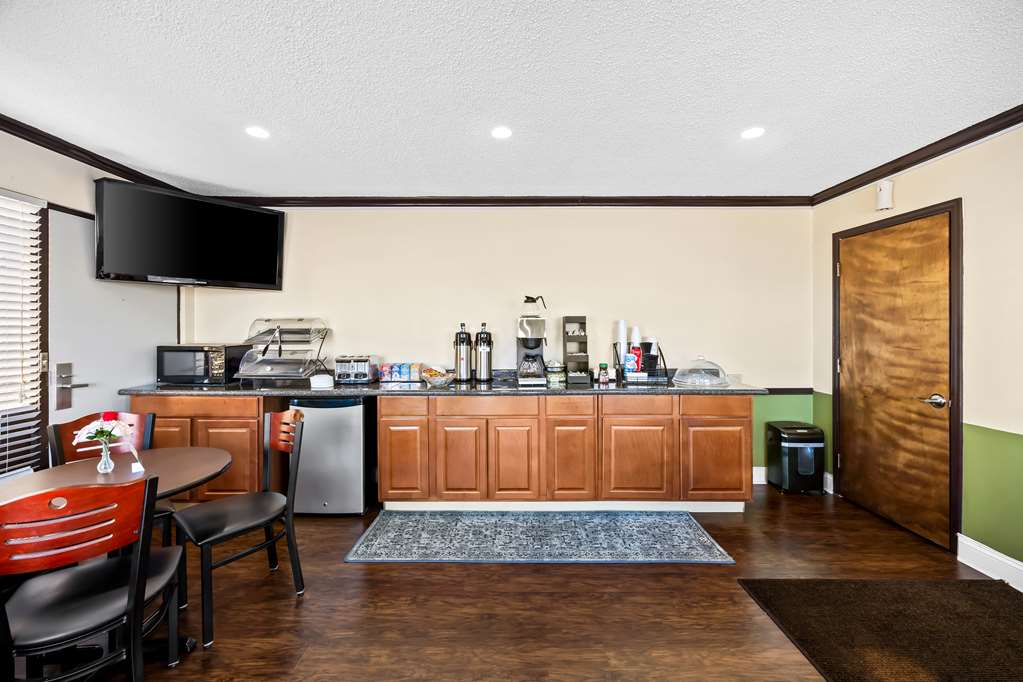 Americas Best Value Inn Ft. Jackson - photo 29