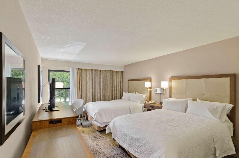 Hampton Inn Mount Dora - photo 13