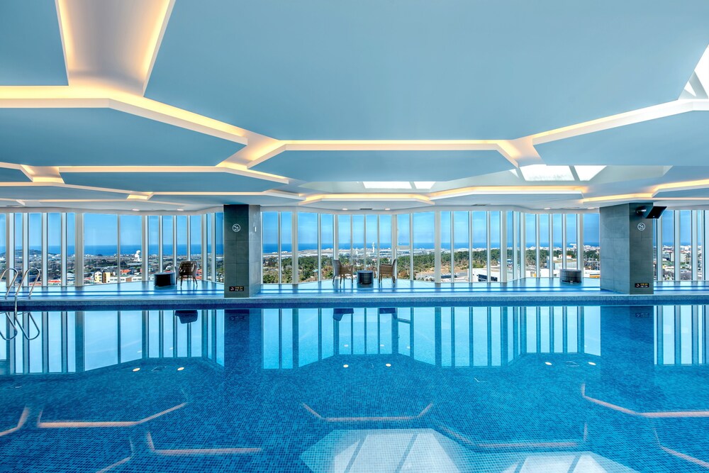 Hotel Sirius — hotel in Jeju City