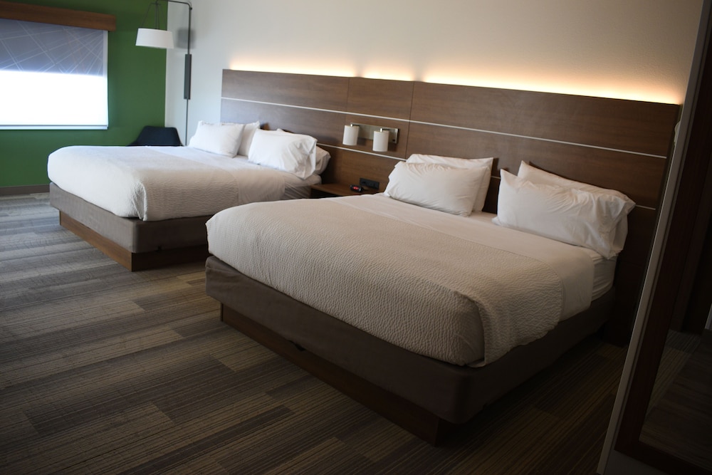 Holiday Inn Express & Suites South Lincoln by IHG - photo 15