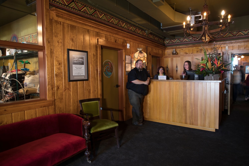 McMenamins Kalama Harbor Lodge - photo 3
