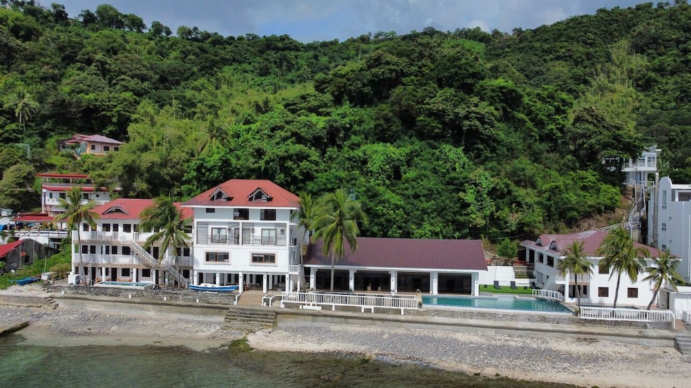 Salacia Beachfront Resort — hotel in Bauan