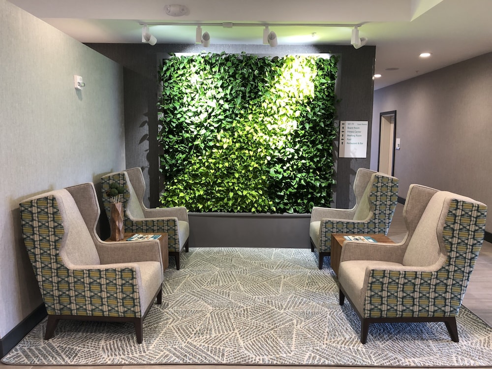 Holiday Inn & Suites Decatur Forsyth by IHG - photo 60