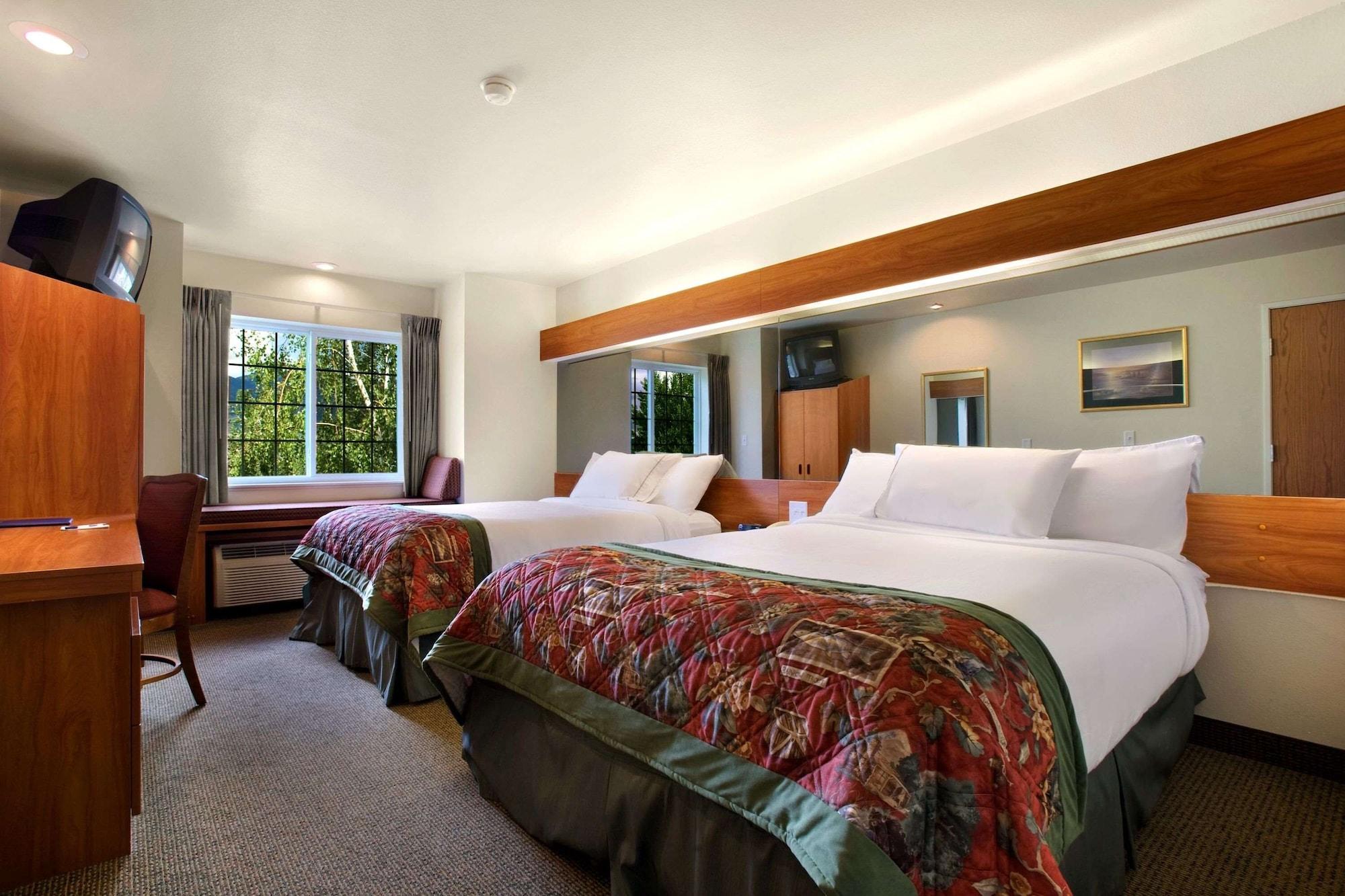 Microtel Inn & Suites by Wyndham Bozeman - photo 4