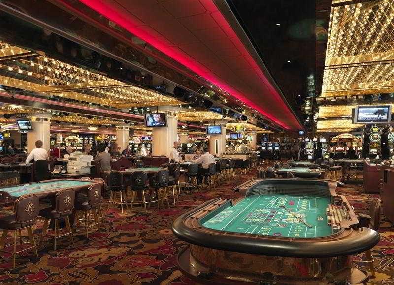 Riviera Hotel & Casino - photo 4