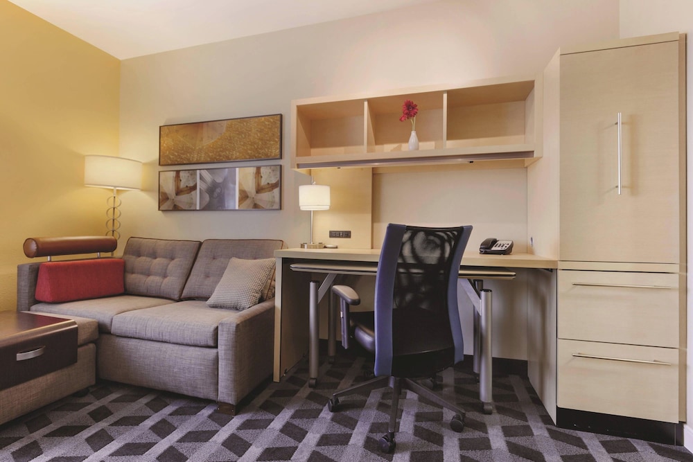 TownePlace Suites by Marriott Joliet South - photo 8