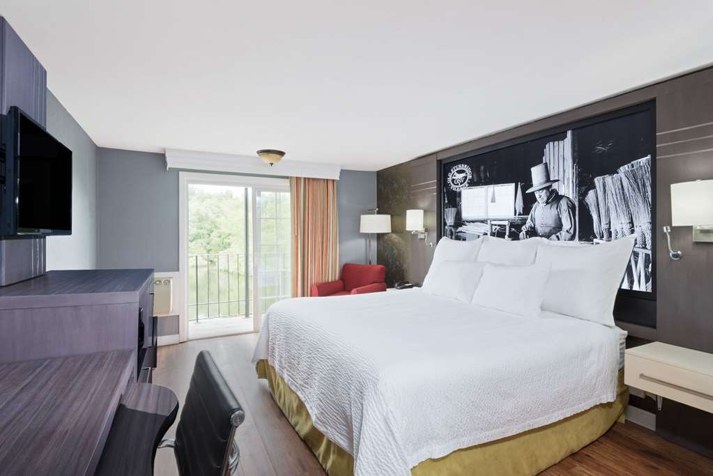 Super 8 by Wyndham Sturbridge - photo 7