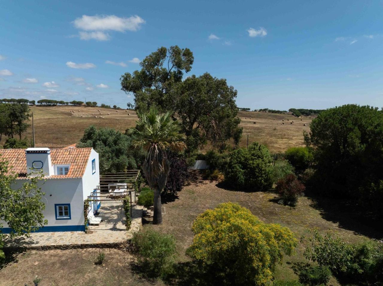 Fonte Santa beautiful villa — 4-Star Luxury Hotel in Santiago Do Cacem, Portugal