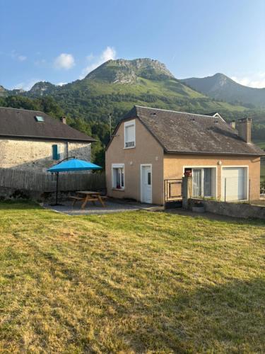 Gîte 5 couchages - carbon neutral hotel in Ossun