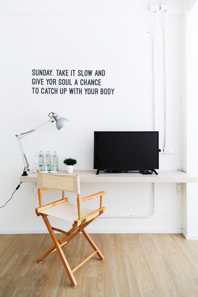 Everyday Sunday Social Hostel