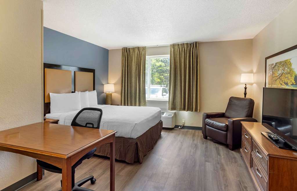 Extended Stay America Suites Mt Laurel Pacilli Place - photo 11