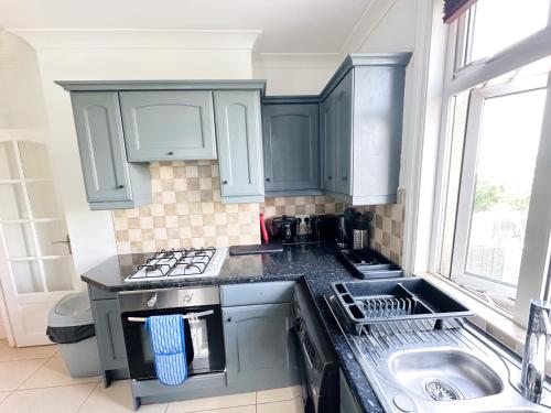 11 Guests 6min Drive to the Wembley Stadium — hotel in Wembley