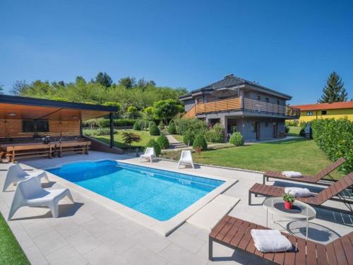 Mala kuća Mia — 4-Star Luxury Hotel in Bosiljevo, Croatia