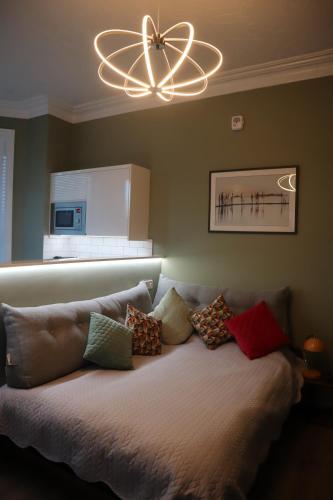 Julia's place — 4-Star Luxury Hotel in Hoylake, United Kingdom