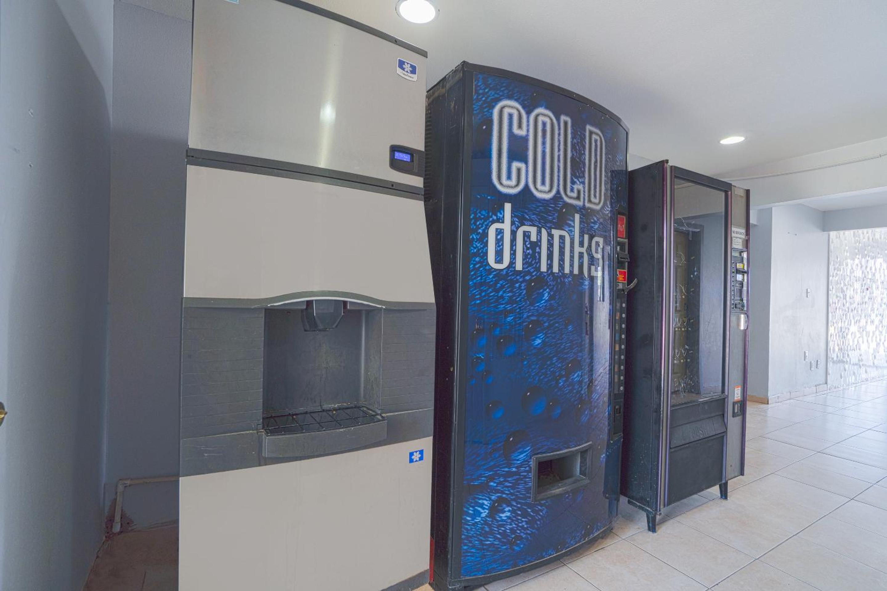 OYO Hotel Midland - photo 73