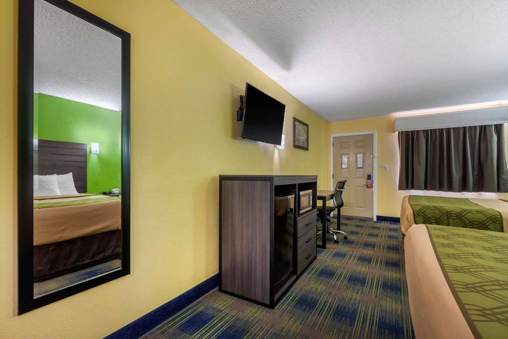 Econo Lodge Nashville near Percy Priest Lake - photo 18
