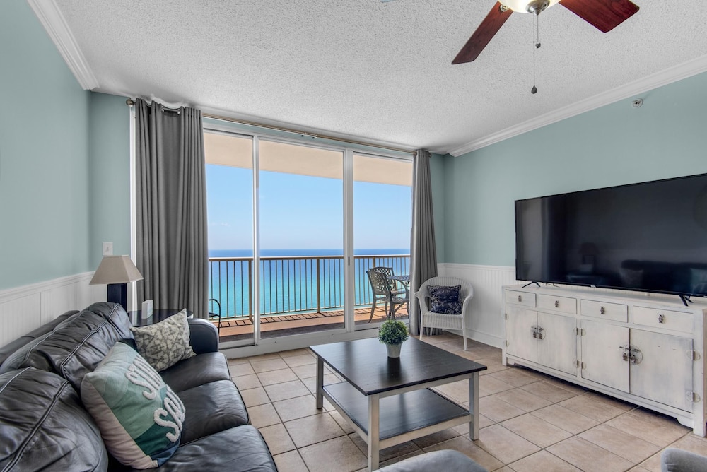 Majestic Beach Towers 1 1302 - photo 10