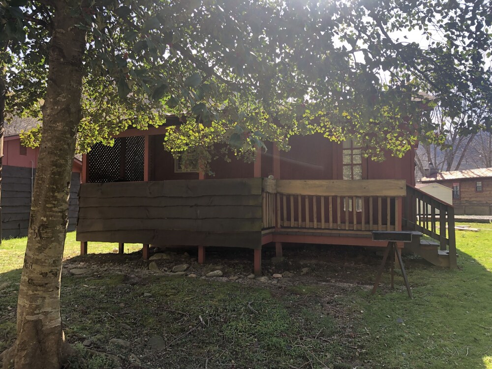 Smoky View Cottages & RV Resorts - photo 6