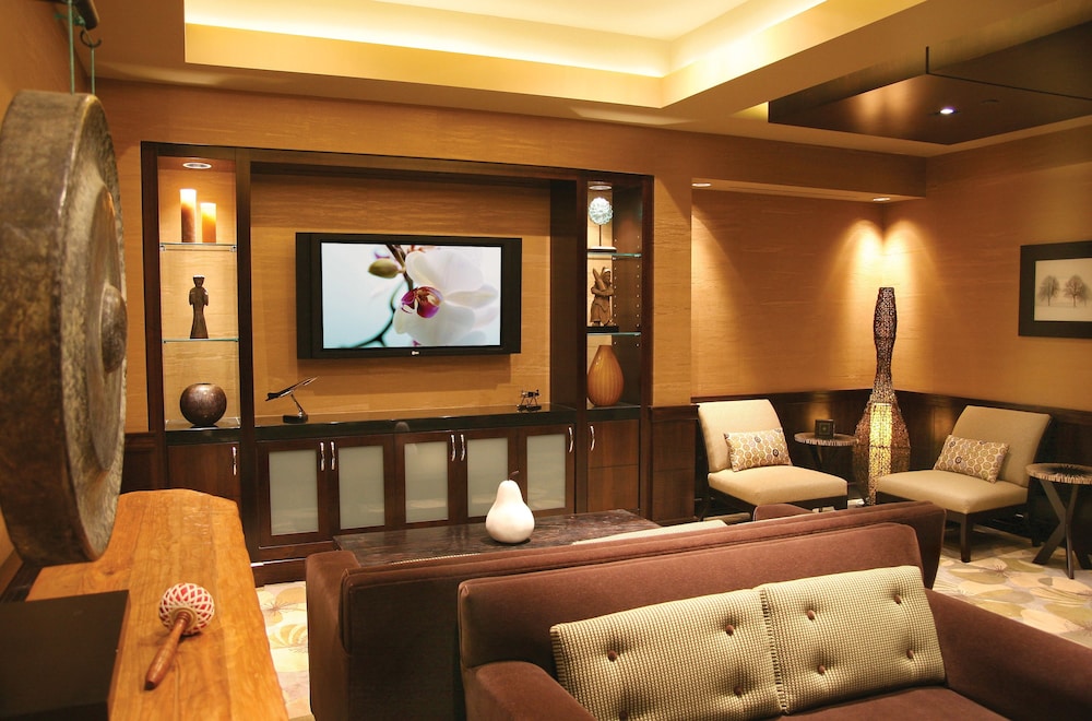 Pacific Palms Resort - photo 15
