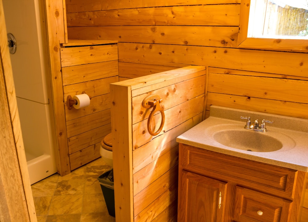 Midnight Sun Log Cabins - photo 82
