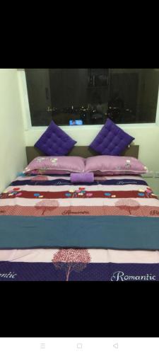 Fancy Condo w UNLI WiFi &Netflix@Urban Deca Unit29 — 5-Star Luxury Hotel in Manila, Philippines