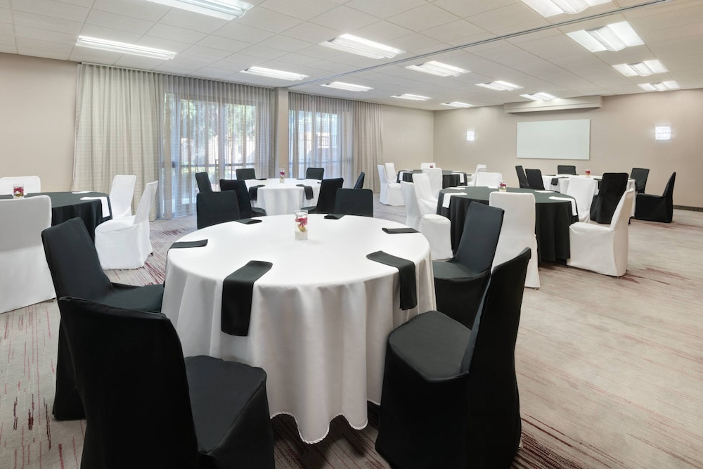 Courtyard by Marriott Atlanta Executive Park Emory - photo 22