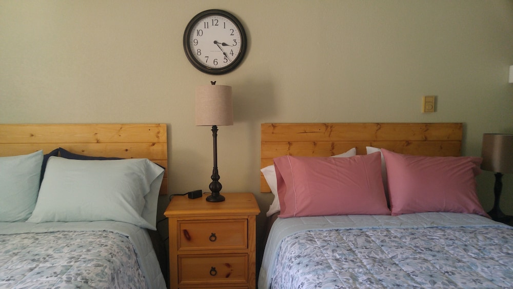 South Jetty Inn - photo 11