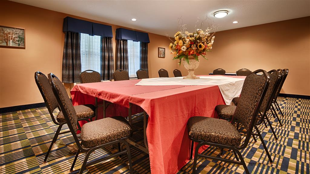 SureStay Plus Hotel by Best Western Roanoke Rapids I 95 - photo 10