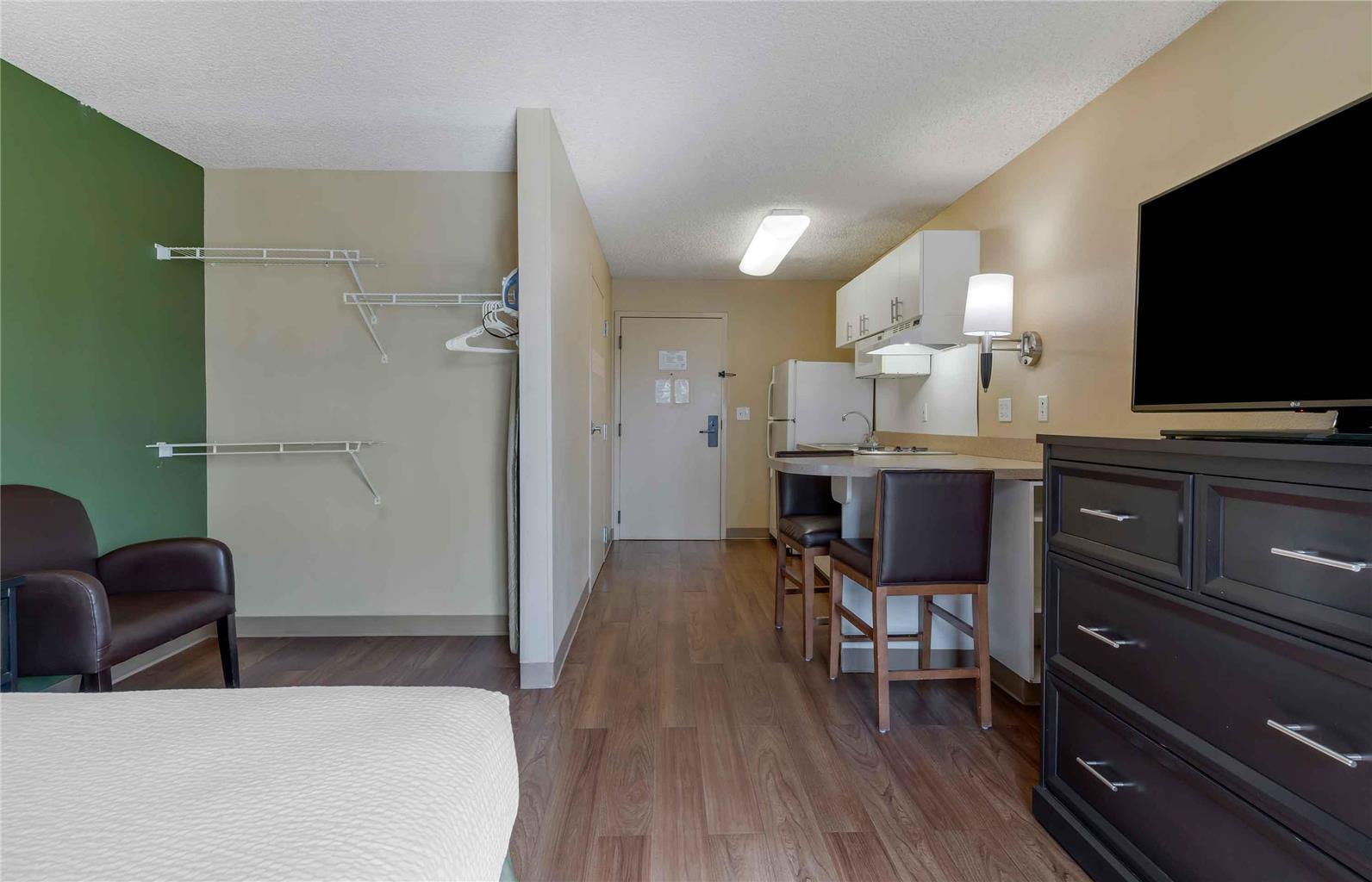 Extended Stay America Suites Fremont Fremont Blvd South - photo 17